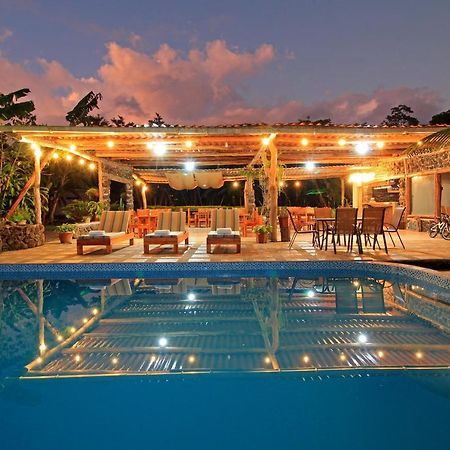 Natura Gardens Galapagos Bellavista  外观 照片