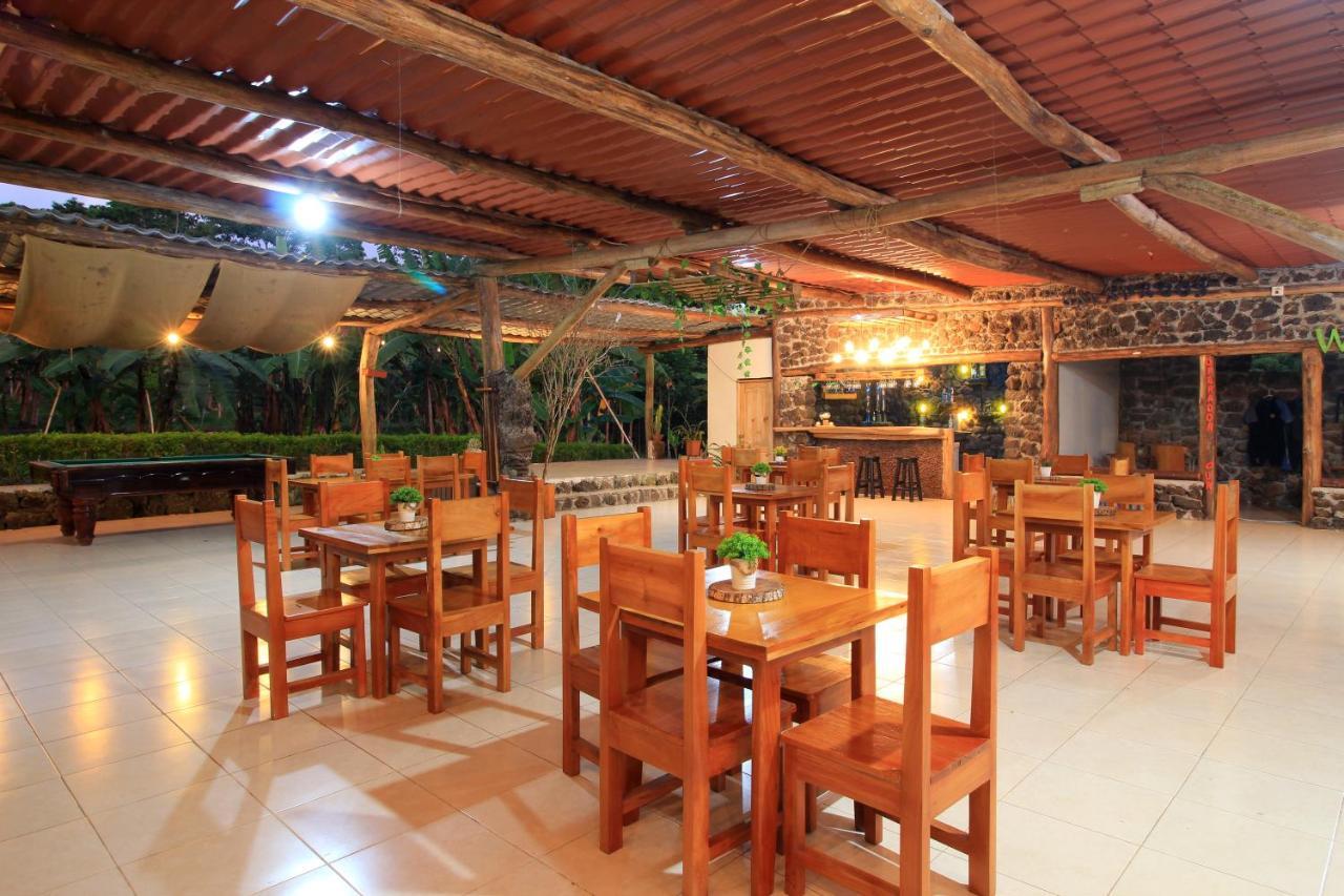 Natura Gardens Galapagos Bellavista  外观 照片