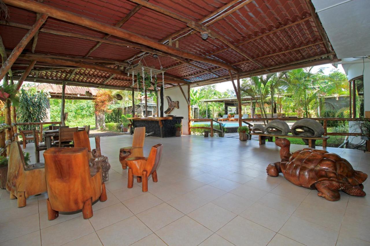 Natura Gardens Galapagos Bellavista  外观 照片