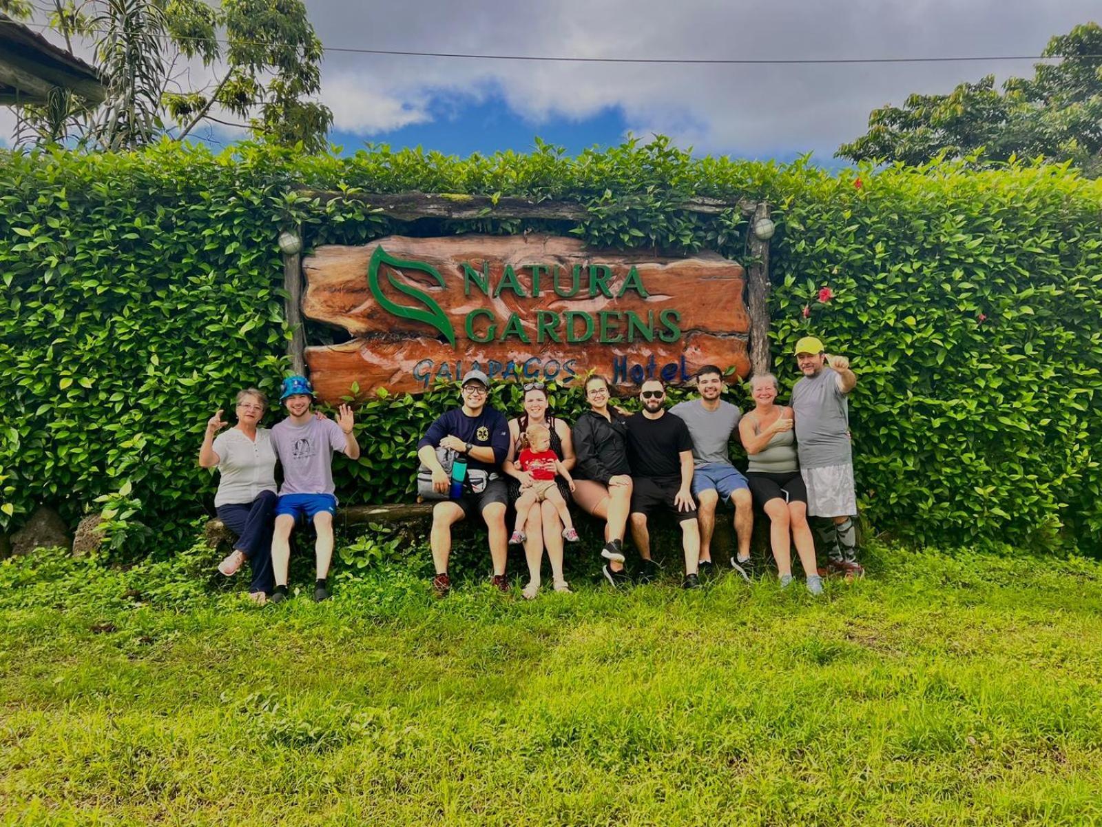 Natura Gardens Galapagos Bellavista  外观 照片